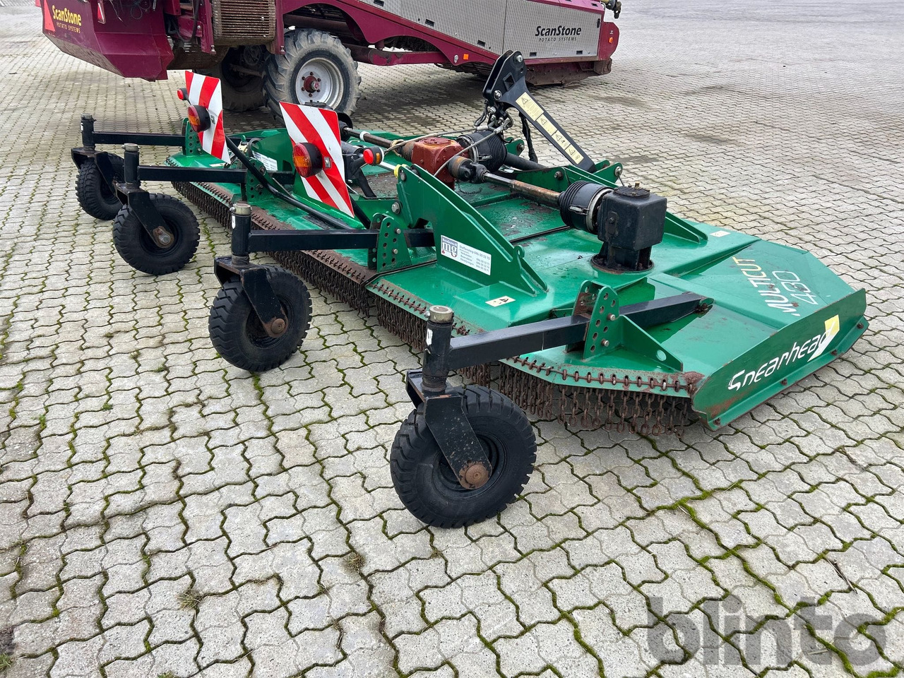 Spearhead Multicut 430 - Kladivkový mulčovač: obrázok 4 Spearhead Multicut 430 - Kladivkový mulčovač: obrázok 4