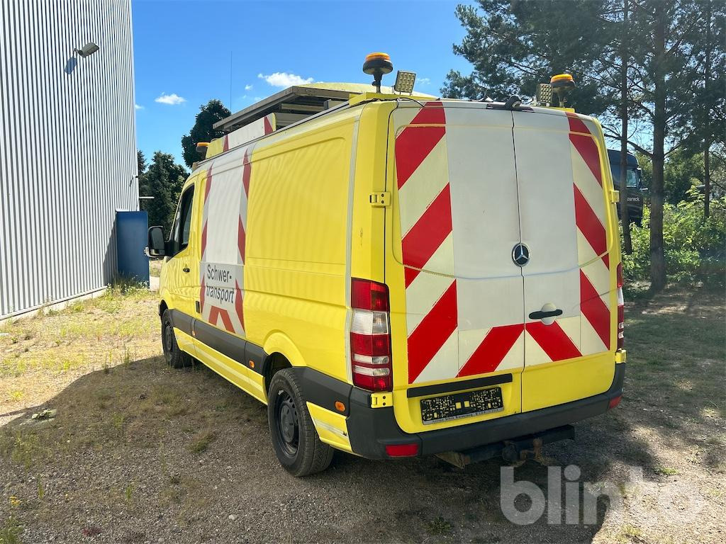 Sprinter Mercedes-Benz (2018) - Furgon: obrázok 4 Sprinter Mercedes-Benz (2018) - Furgon: obrázok 4