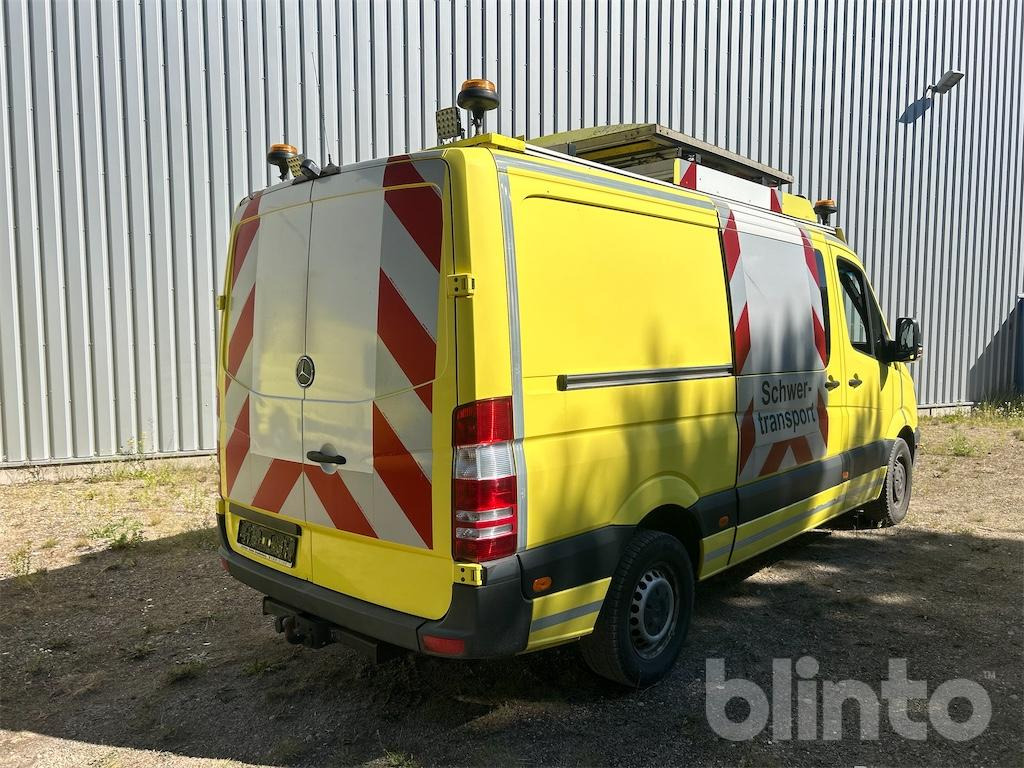 Sprinter Mercedes-Benz (2018) - Furgon: obrázok 3 Sprinter Mercedes-Benz (2018) - Furgon: obrázok 3