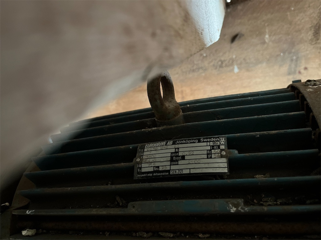 Svegma - Posklizňové stroj: obrázok 3 Svegma - Posklizňové stroj: obrázok 3