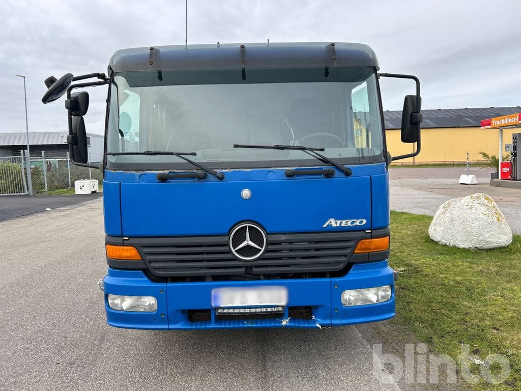 MERCEDES-BENZ 1328 LS 4X - Ťahač: obrázok 2 MERCEDES-BENZ 1328 LS 4X - Ťahač: obrázok 2