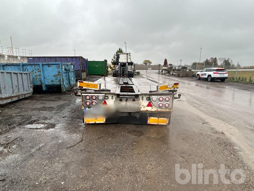 VOLVO FH16-32 8X4 - Ťahač, Náves prepravník áut: obrázok 3 VOLVO FH16-32 8X4 - Ťahač, Náves prepravník áut: obrázok 3