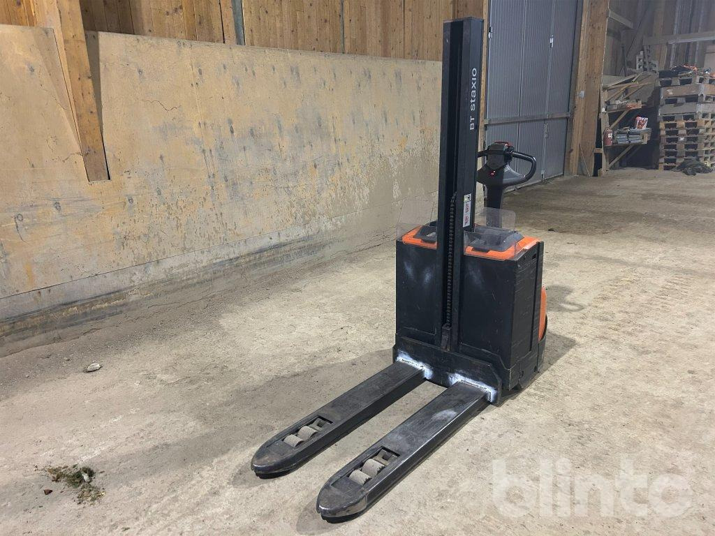 Toyota SWE080L - Stohovač: obrázok 4 Toyota SWE080L - Stohovač: obrázok 4