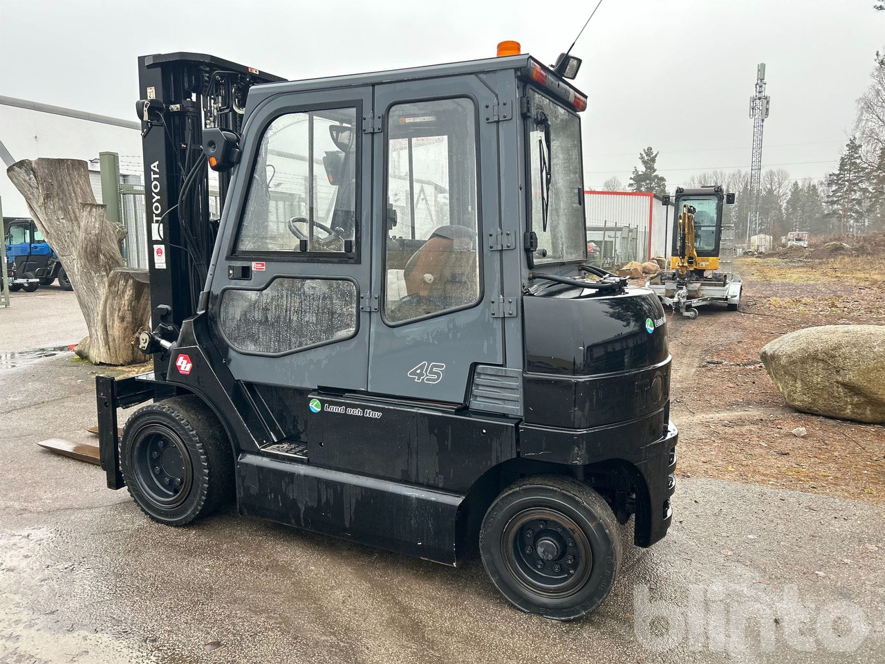 Toyota - Elektrický vysokozdvižný vozík: obrázok 5 Toyota - Elektrický vysokozdvižný vozík: obrázok 5