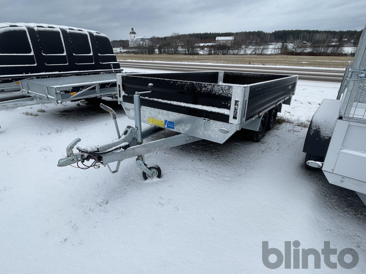 VARIANT med fällbara lemmar - Plošinový/ Valníkový príves: obrázok 1 VARIANT med fällbara lemmar - Plošinový/ Valníkový príves: obrázok 1