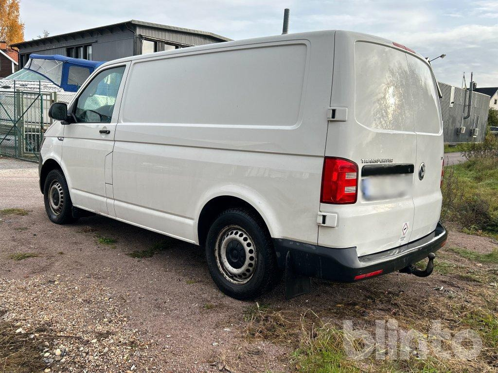 VOLKSWAGEN, VW Transporter TDI T6 DSG - Furgon: obrázok 5 VOLKSWAGEN, VW Transporter TDI T6 DSG - Furgon: obrázok 5