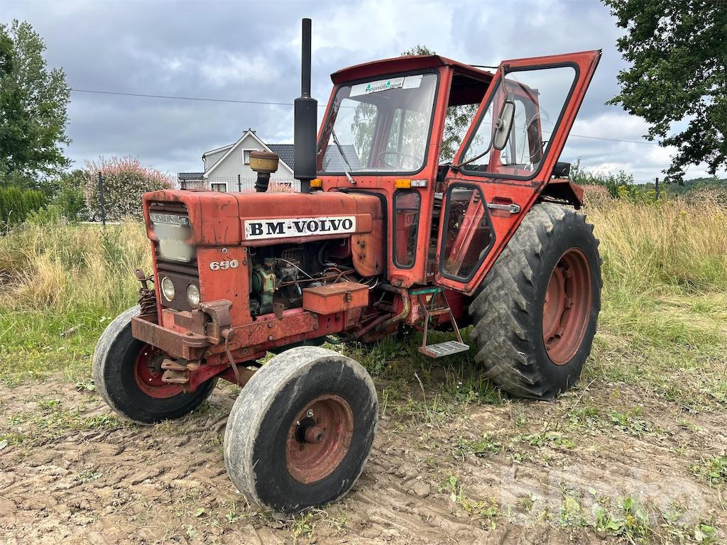 VOLVO-BM T 650 - Traktor: obrázok 2 VOLVO-BM T 650 - Traktor: obrázok 2