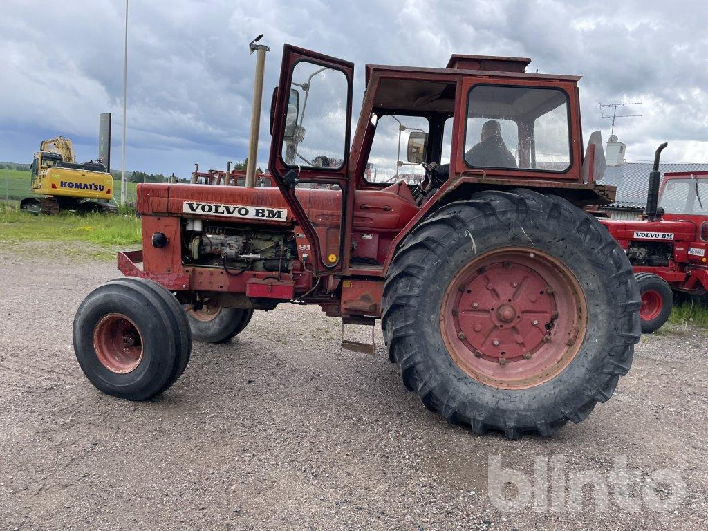 VOLVO-BM T 810 C - Traktor: obrázok 2 VOLVO-BM T 810 C - Traktor: obrázok 2