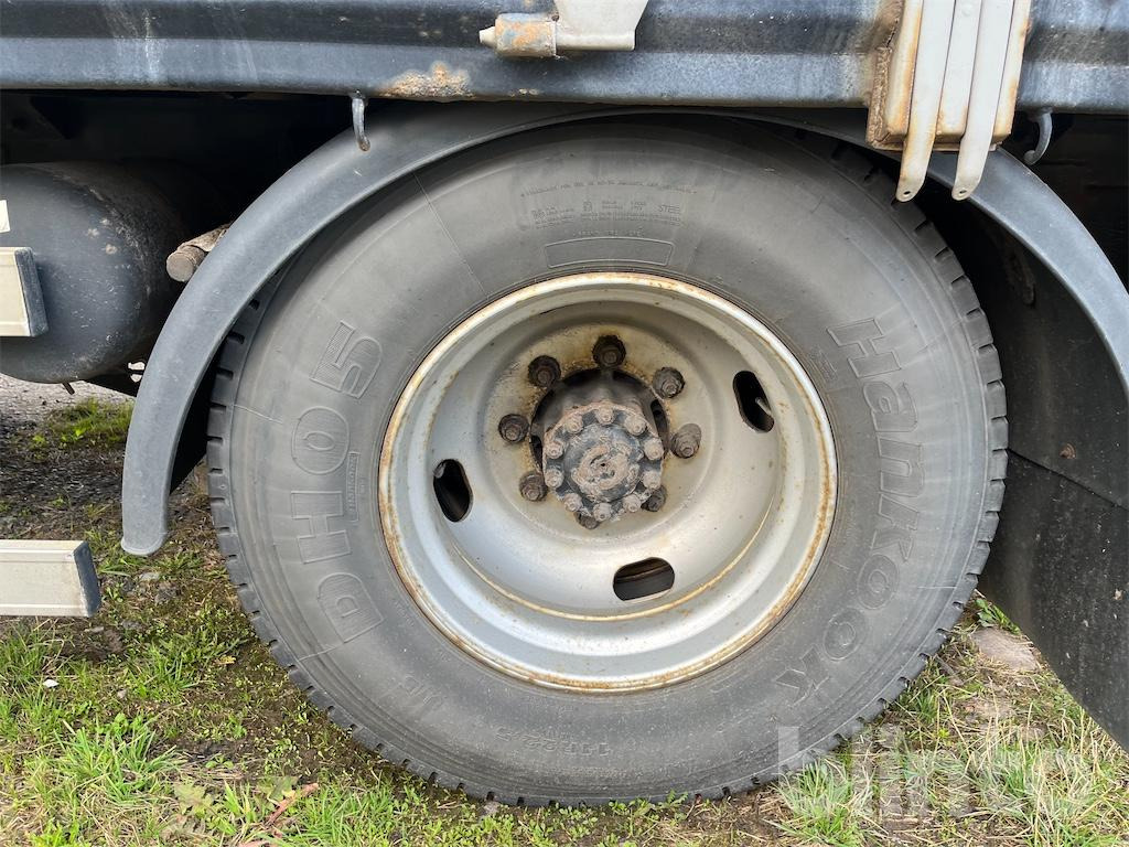 Plachtové nákladné vozidlo VOLVO FL 615 4X2: obrázok 43
