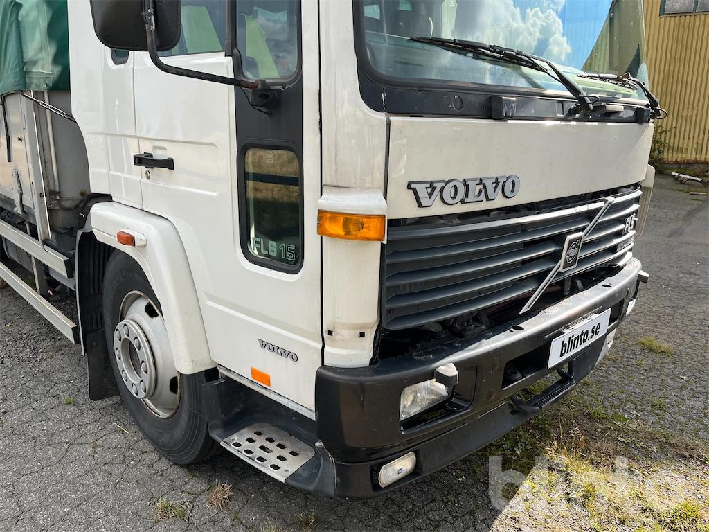 Plachtové nákladné vozidlo VOLVO FL 615 4X2: obrázok 15