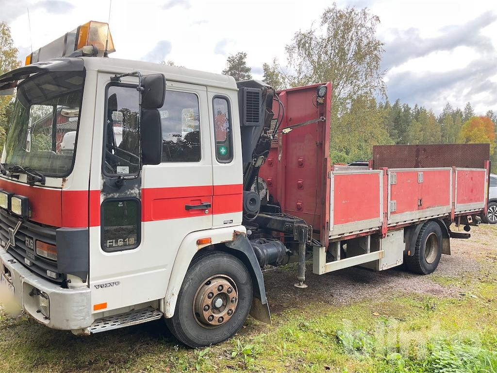 VOLVO FL610 4X2 - Valníkový/ Plošinový nákladný automobil, Auto s hydraulickou rukou: obrázok 2 VOLVO FL610 4X2 - Valníkový/ Plošinový nákladný automobil, Auto s hydraulickou rukou: obrázok 2