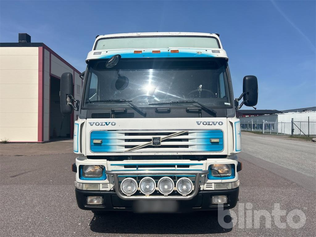 VOLVO FM7 6*2 - Tippflak - Sklápač, Auto s hydraulickou rukou: obrázok 4 VOLVO FM7 6*2 - Tippflak - Sklápač, Auto s hydraulickou rukou: obrázok 4