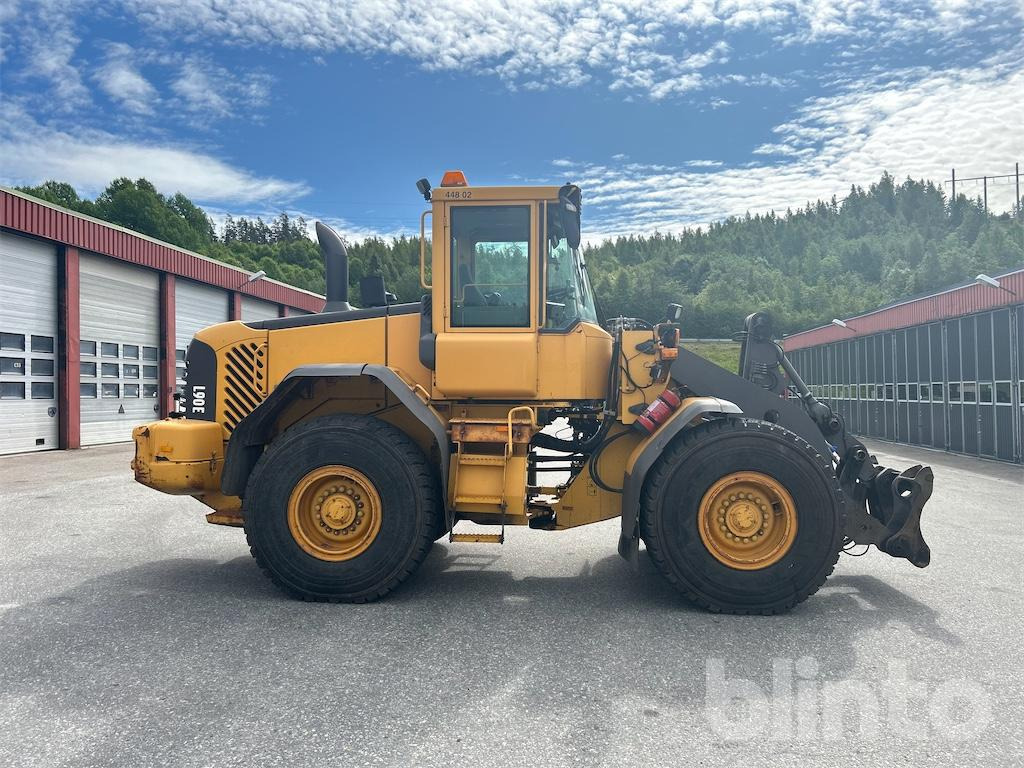 VOLVO L90E - Kolesový nakladač: obrázok 4 VOLVO L90E - Kolesový nakladač: obrázok 4
