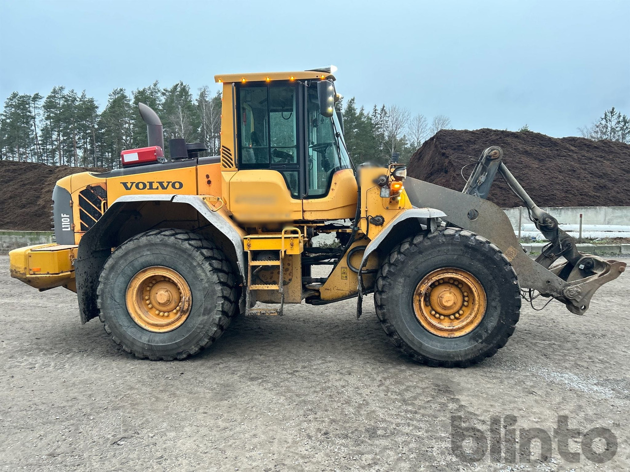 Volvo L110F - Kolesový nakladač: obrázok 4 Volvo L110F - Kolesový nakladač: obrázok 4