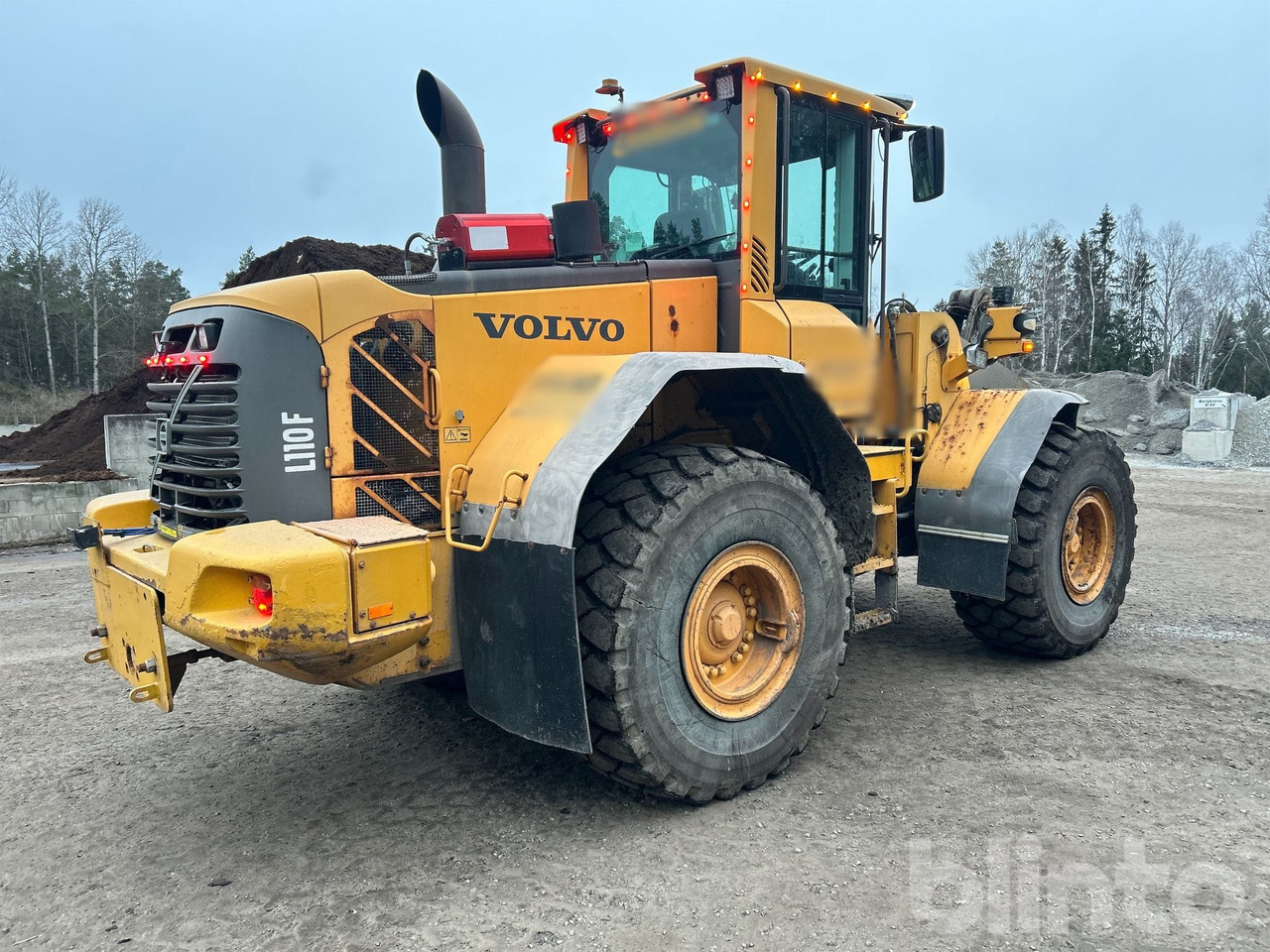 Volvo L110F - Kolesový nakladač: obrázok 5 Volvo L110F - Kolesový nakladač: obrázok 5