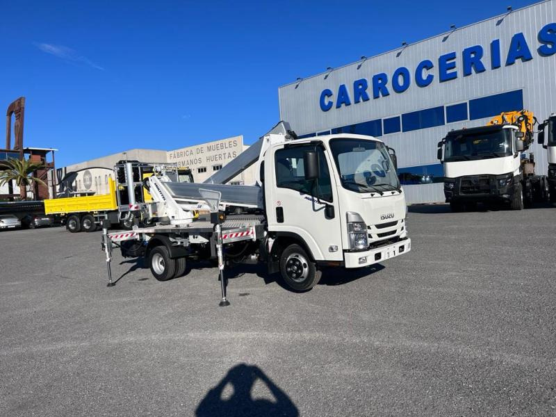 Isuzu HX200 - Automobilová plošina: obrázok 5 Isuzu HX200 - Automobilová plošina: obrázok 5