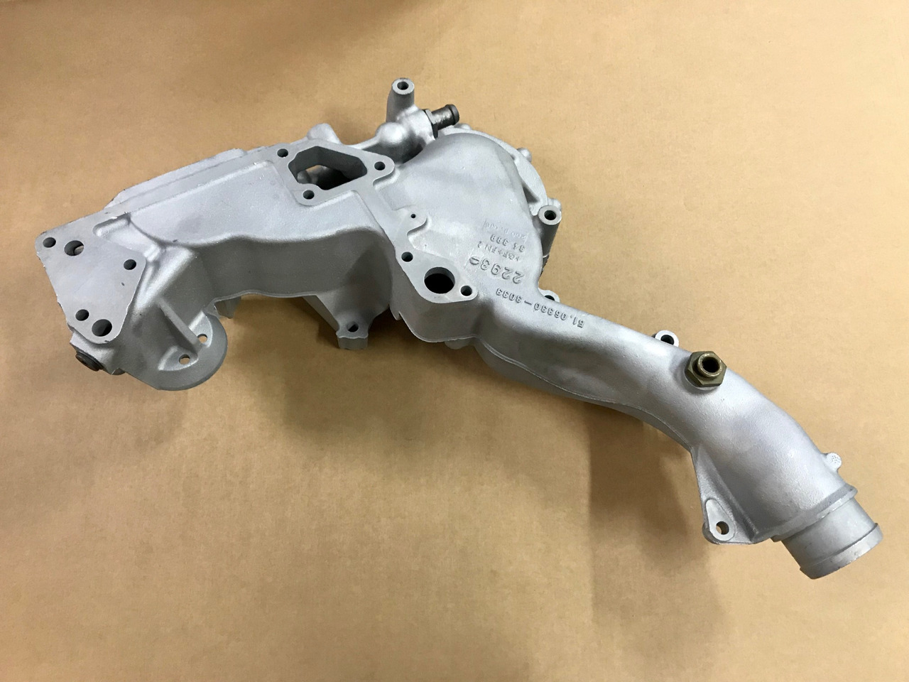 PORTELLA POMPA ACQUA - MOTORI MAN D2066 / D2676 - RIF. MAN 51063305041 - Vodná pumpa pre Nákladné auto: obrázok 2 PORTELLA POMPA ACQUA - MOTORI MAN D2066 / D2676 - RIF. MAN 51063305041 - Vodná pumpa pre Nákladné auto: obrázok 2