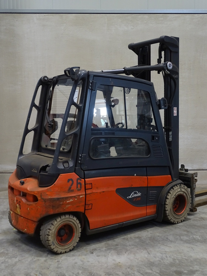 Linde E35L - Elektrický vysokozdvižný vozík: obrázok 2 Linde E35L - Elektrický vysokozdvižný vozík: obrázok 2