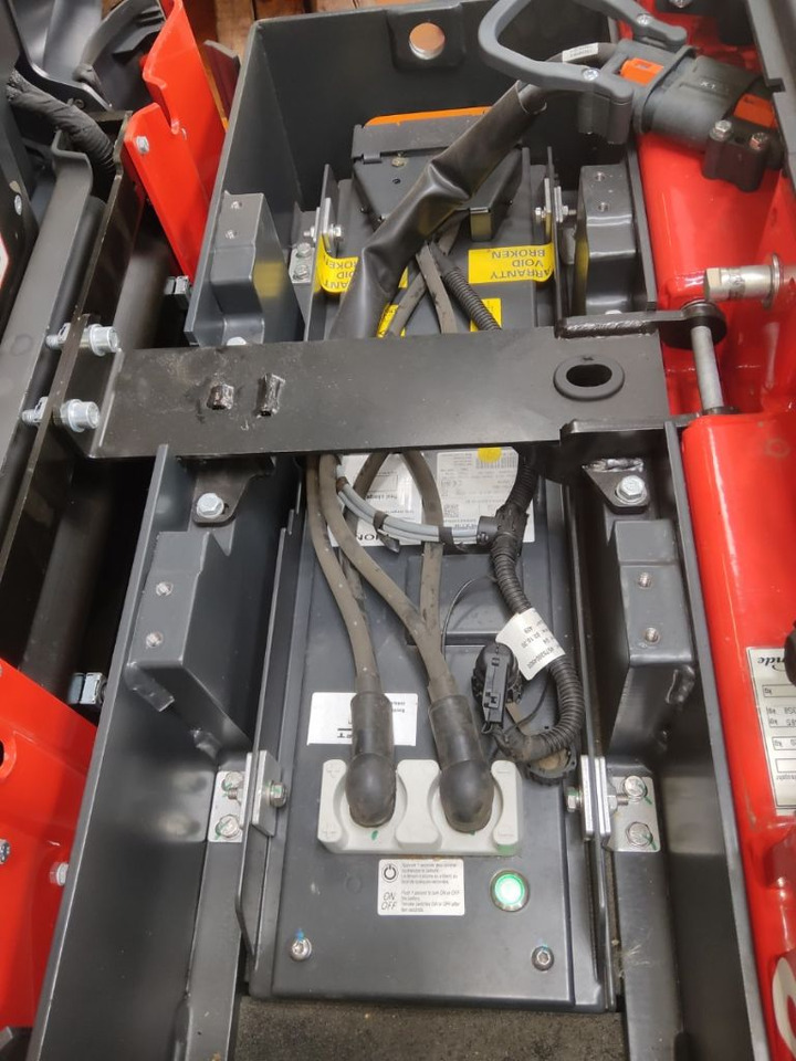 Linde N20CB/LIION - Vychystávací vozík: obrázok 4 Linde N20CB/LIION - Vychystávací vozík: obrázok 4