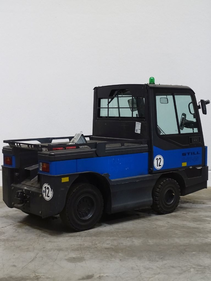 Linde P250 - Elektricky tahač: obrázok 2 Linde P250 - Elektricky tahač: obrázok 2