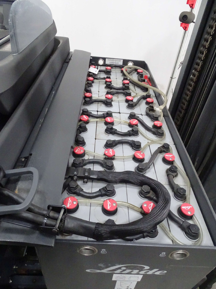Linde R16HD-01 - Skladový zakladač: obrázok 4 Linde R16HD-01 - Skladový zakladač: obrázok 4