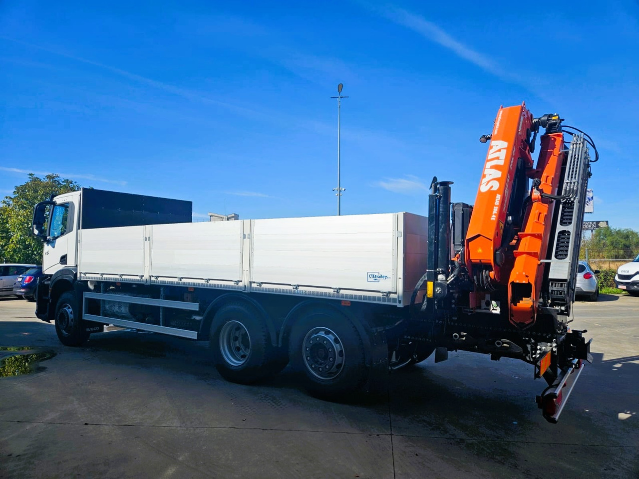 Iveco X-Way AD300X46Z HR ON+ - Valníkový/ Plošinový nákladný automobil, Auto s hydraulickou rukou: obrázok 5 Iveco X-Way AD300X46Z HR ON+ - Valníkový/ Plošinový nákladný automobil, Auto s hydraulickou rukou: obrázok 5