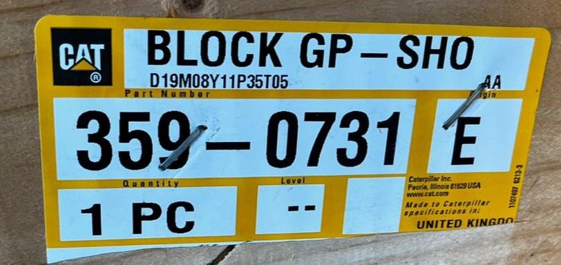 CATERPILLAR 359-0731 – Genuine Caterpillar Engine Block - CAT 3054C - Motor: obrázok 2 CATERPILLAR 359-0731 – Genuine Caterpillar Engine Block - CAT 3054C - Motor: obrázok 2