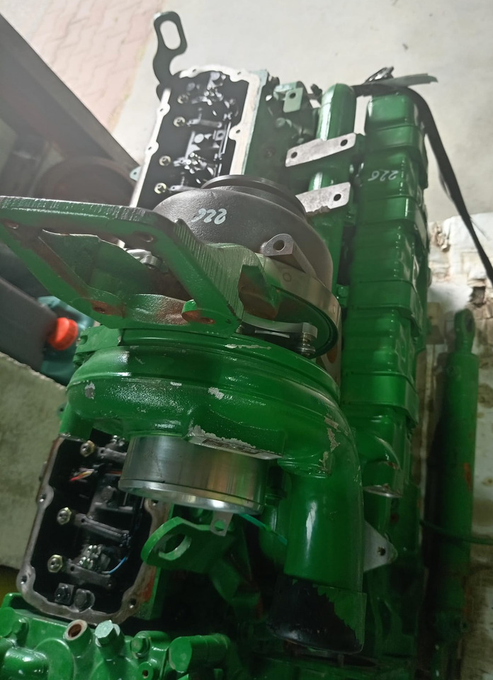 Motor JOHN DEERE Engine 6068: obrázok 8