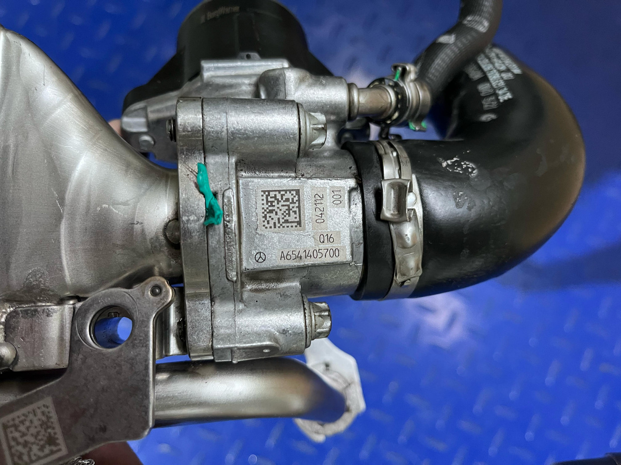 Mercedes Benz A6541402801 and EGR Valve A6541405700 - EGR chladič: obrázok 4 Mercedes Benz A6541402801 and EGR Valve A6541405700 - EGR chladič: obrázok 4