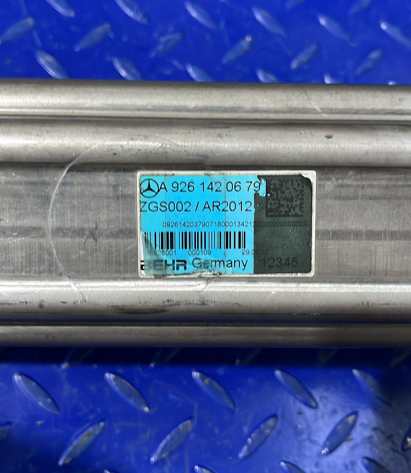 Mercedes Benz /DETROIT EGR OM926 A9261420679 (A9261420379) - EGR chladič: obrázok 5 Mercedes Benz /DETROIT EGR OM926 A9261420679 (A9261420379) - EGR chladič: obrázok 5