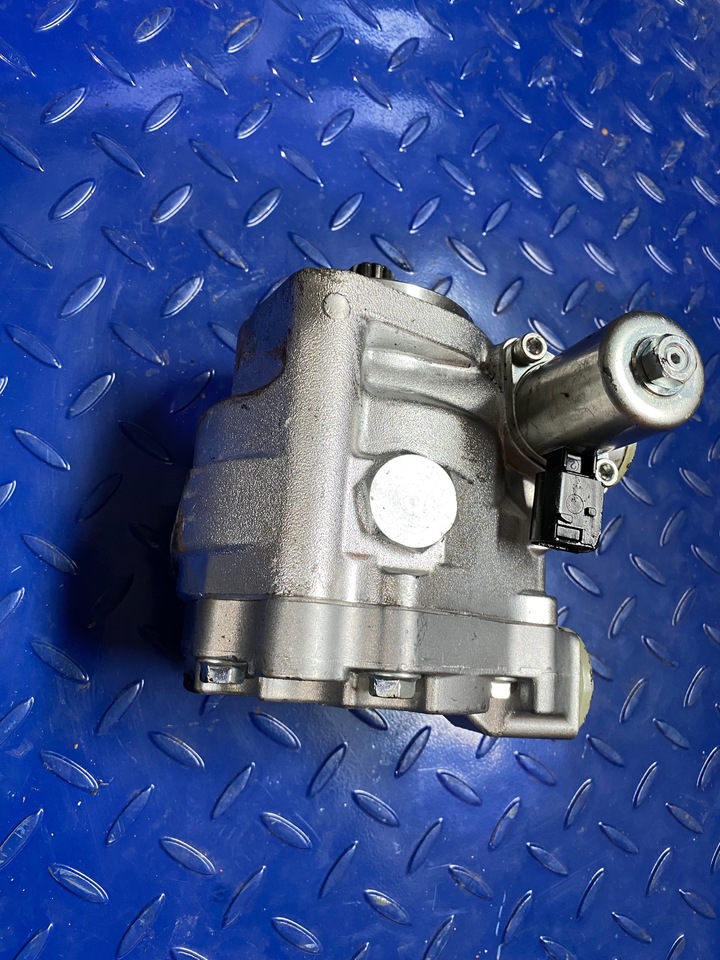 Mercedes Servo Pump A9604600380 Actros MP4 - Čerpadlo riadenia pre Nákladné auto: obrázok 1 Mercedes Servo Pump A9604600380 Actros MP4 - Čerpadlo riadenia pre Nákladné auto: obrázok 1