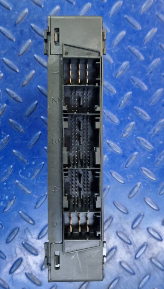 MERCEDES-BENZ Control Device CPC3 A0044465802 Actros Mp4 - Náhradný diel pre Iné stroje: obrázok 3 MERCEDES-BENZ Control Device CPC3 A0044465802 Actros Mp4 - Náhradný diel pre Iné stroje: obrázok 3