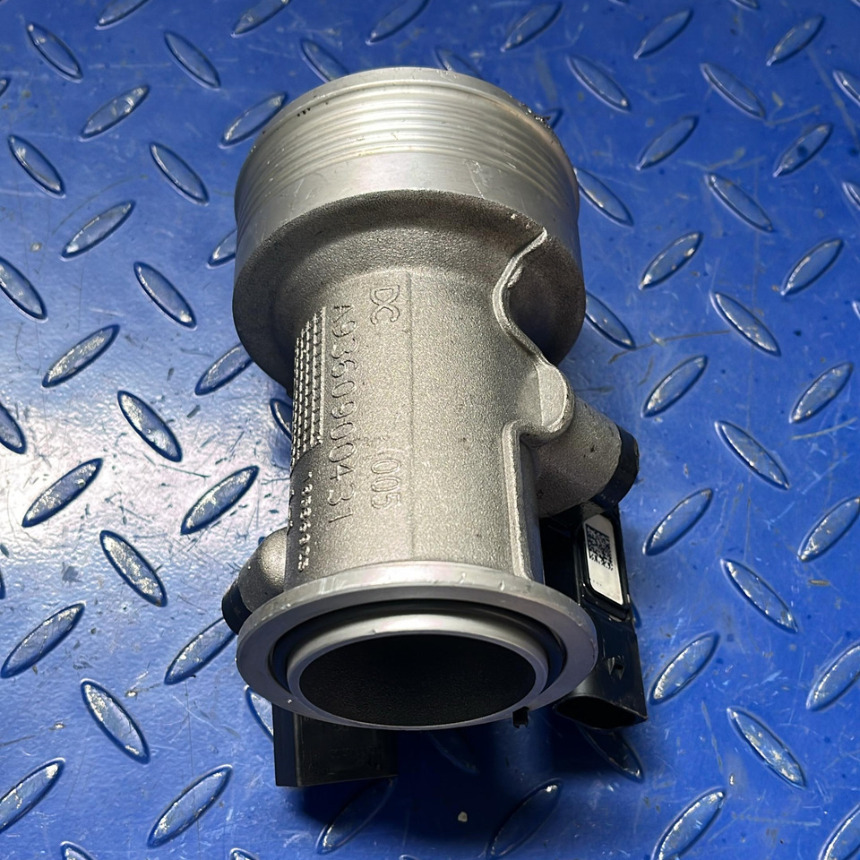 Mercedes Benz Intake pipe with sensor A9360900431 OM936 - Náhradný diel: obrázok 2 Mercedes Benz Intake pipe with sensor A9360900431 OM936 - Náhradný diel: obrázok 2