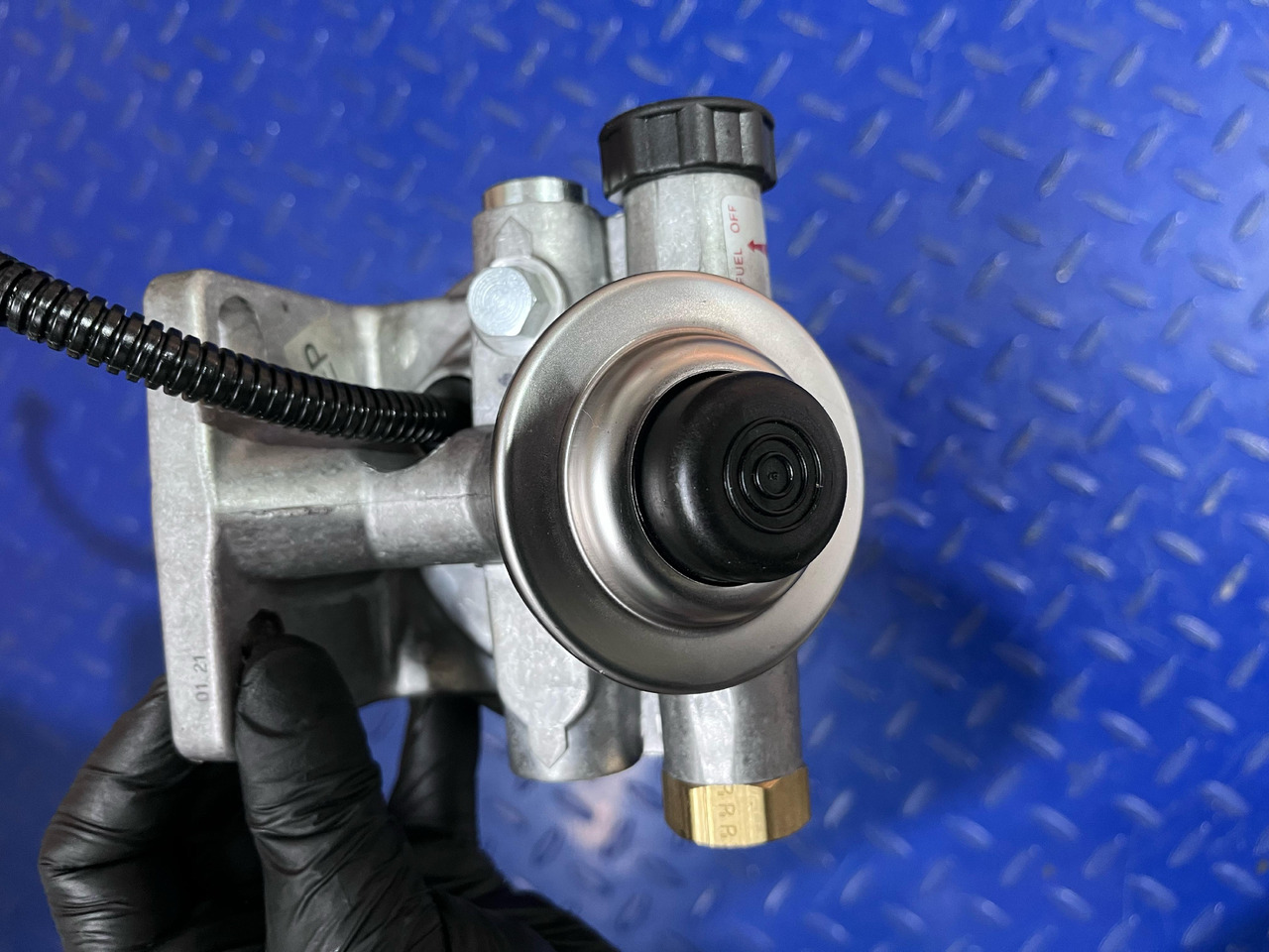 PARKER Mercedes Benz Fuel Water Separator - Palivový systém: obrázok 2 PARKER Mercedes Benz Fuel Water Separator - Palivový systém: obrázok 2