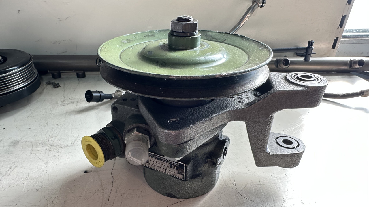 Mercedes Servo Hidraulik Pump 7673955546 - Hydraulické čerpadlo: obrázok 2 Mercedes Servo Hidraulik Pump 7673955546 - Hydraulické čerpadlo: obrázok 2