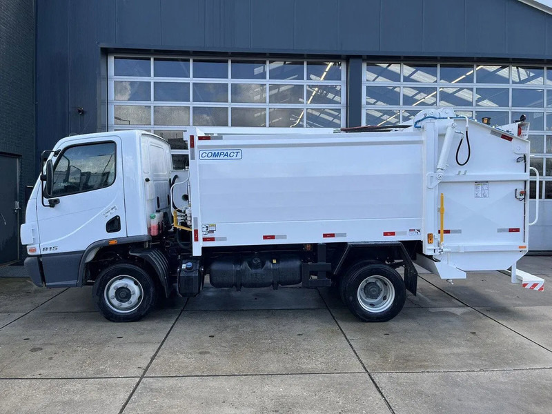 Mercedes-Benz Accelo 815 4x2 Garbage Compactor (2 units) Accelo 815 4x2 Garbage Compactor (2 units) - Auto na odvoz odpadu: obrázok 2 Mercedes-Benz Accelo 815 4x2 Garbage Compactor (2 units) Accelo 815 4x2 Garbage Compactor (2 units) - Auto na odvoz odpadu: obrázok 2