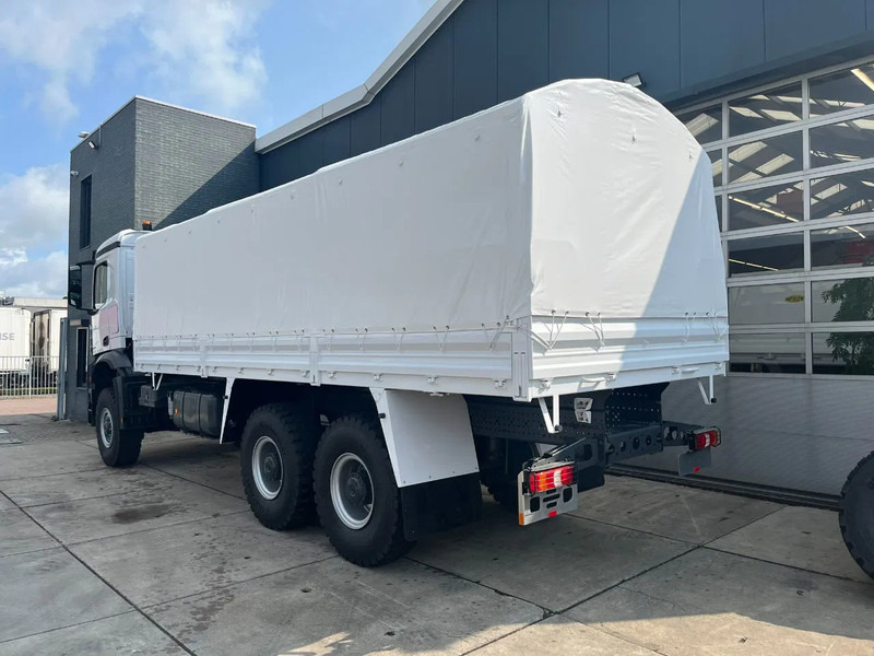 Mercedes-Benz Arocs 3340 A 6x6 Cargo Truck - Plachtové nákladné vozidlo: obrázok 3 Mercedes-Benz Arocs 3340 A 6x6 Cargo Truck - Plachtové nákladné vozidlo: obrázok 3