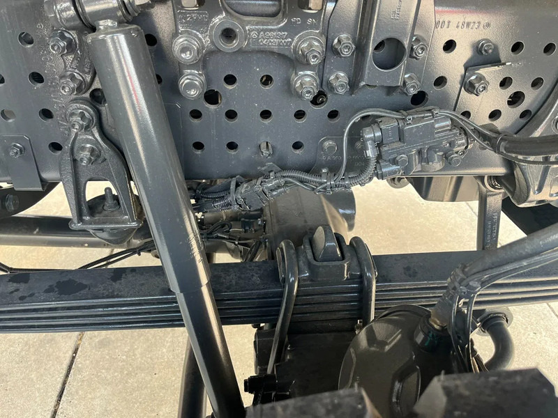 Leasing Mercedes-Benz Arocs 3340 A 6x6 Cargo Truck Mercedes-Benz Arocs 3340 A 6x6 Cargo Truck: obrázok 16