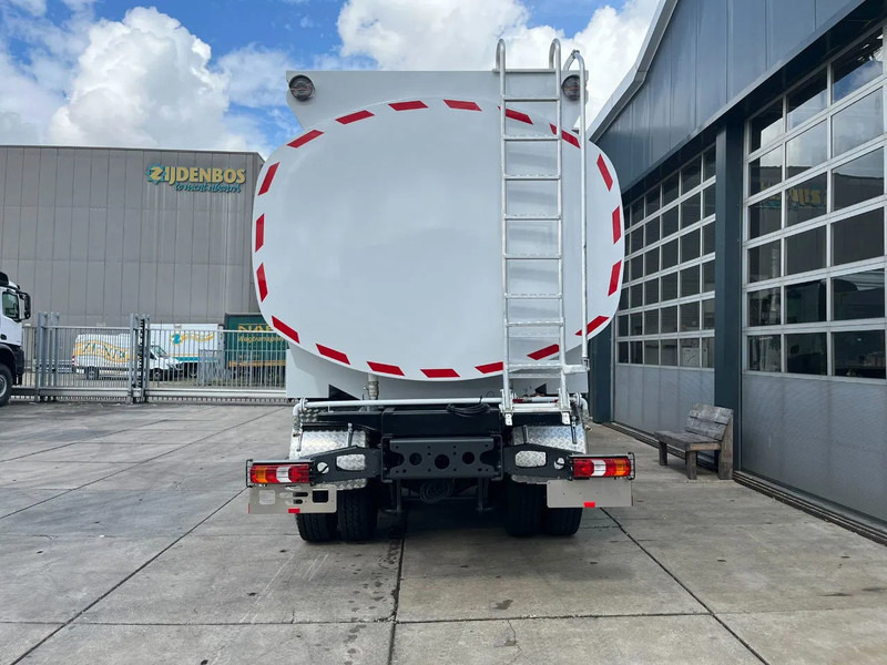 Mercedes-Benz Arocs 4040 6x6 Water Tank Truck - Cisternové vozidlo: obrázok 4 Mercedes-Benz Arocs 4040 6x6 Water Tank Truck - Cisternové vozidlo: obrázok 4