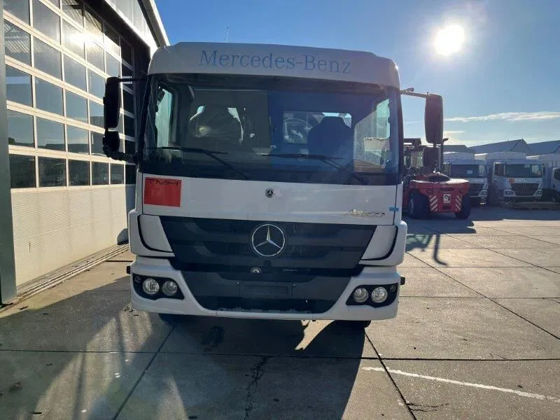 Mercedes-Benz Atego 1418 4x2 Fuel Tank Truck - Cisternové vozidlo: obrázok 3 Mercedes-Benz Atego 1418 4x2 Fuel Tank Truck - Cisternové vozidlo: obrázok 3