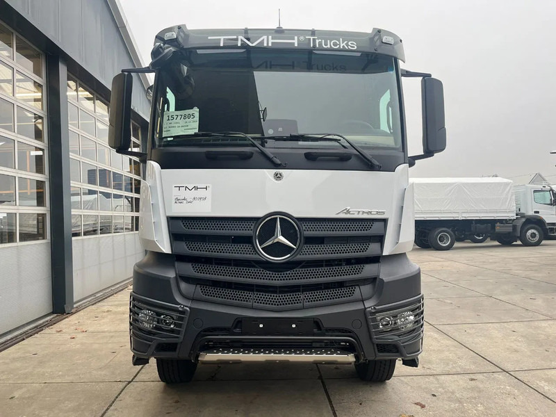 Mercedes-Benz Actros 2045 S 4x2 Tractor Head - Ťahač: obrázok 4 Mercedes-Benz Actros 2045 S 4x2 Tractor Head - Ťahač: obrázok 4