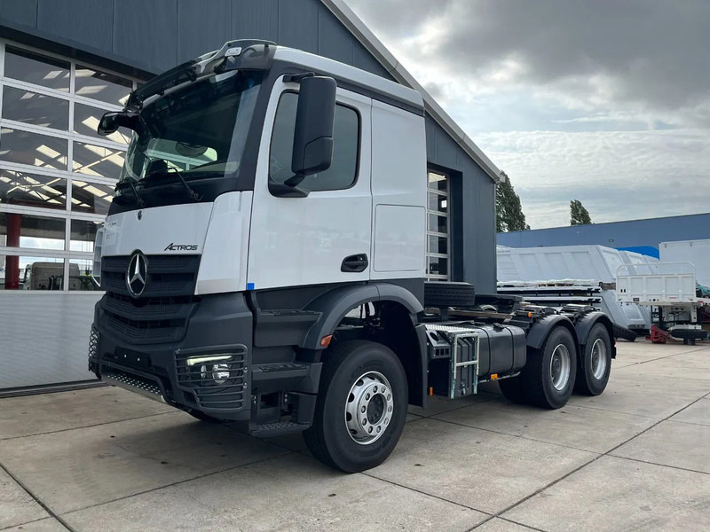 Mercedes-Benz Actros 3340 S 6x4 Tractor Head - Ťahač: obrázok 1 Mercedes-Benz Actros 3340 S 6x4 Tractor Head - Ťahač: obrázok 1