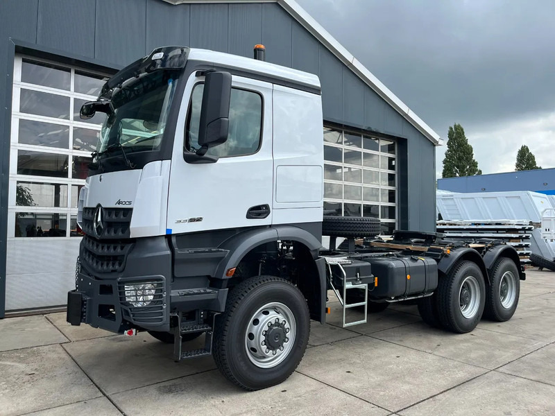Mercedes-Benz Arocs 4058 AS 6x6 Tractor Head 180T Push Pull (Pre order) - Ťahač: obrázok 1 Mercedes-Benz Arocs 4058 AS 6x6 Tractor Head 180T Push Pull (Pre order) - Ťahač: obrázok 1