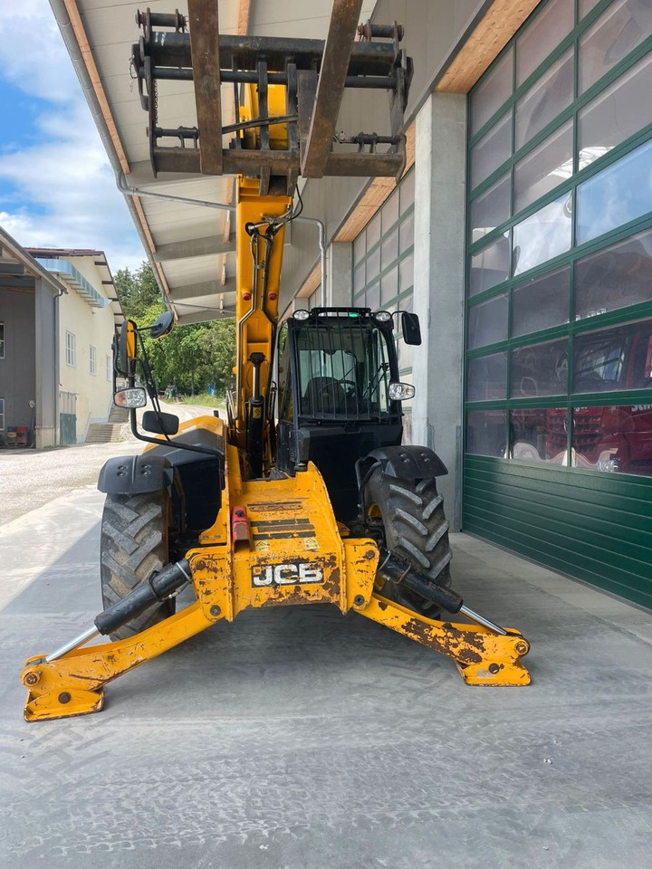 Teleskopický nakladač JCB 535-125: obrázok 7