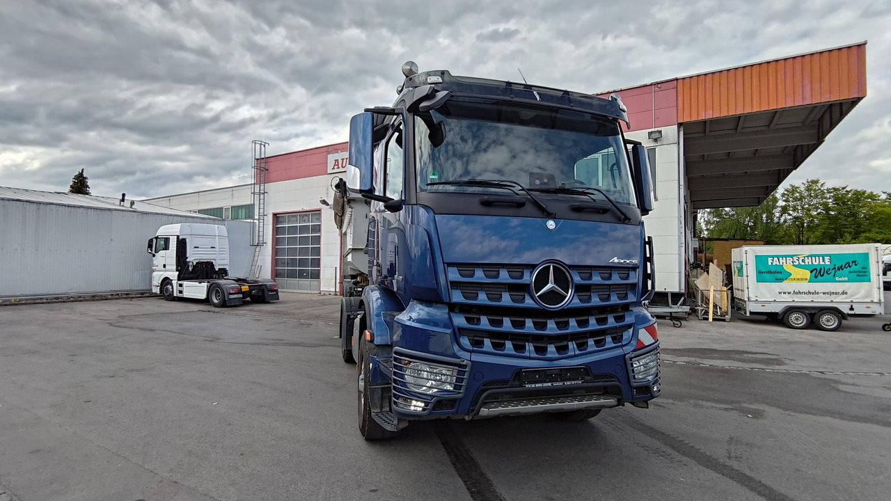 Mercedes Benz Arocs 4 1848 HAD*OM471*Retarder*Kögel SKM24 Steel - Ťahač: obrázok 2 Mercedes Benz Arocs 4 1848 HAD*OM471*Retarder*Kögel SKM24 Steel - Ťahač: obrázok 2
