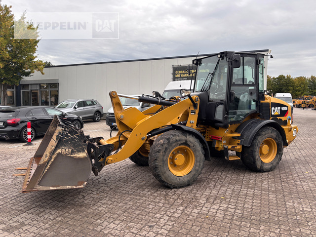 Cat 908M - Kolesový nakladač: obrázok 1 Cat 908M - Kolesový nakladač: obrázok 1