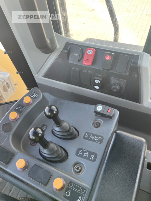 Kolesový nakladač Cat 950M: obrázok 37
