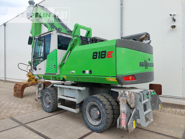 Sennebogen 818 - Překládkové rýpadlo: obrázok 3 Sennebogen 818 - Překládkové rýpadlo: obrázok 3