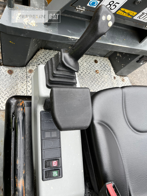 Ťahačový kĺbový damper Wacker DT23: obrázok 16 Ťahačový kĺbový damper Wacker DT23: obrázok 16