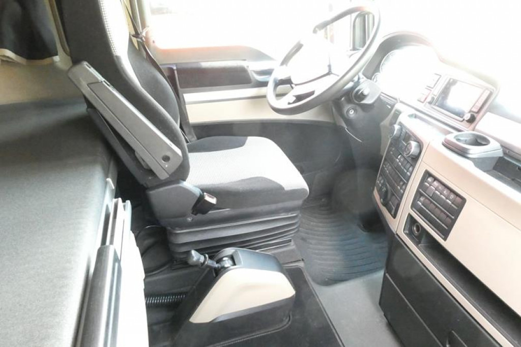 MAN TG-X 24.500 6x2-4 LL-U Pritsche Maschinentransporter - Valníkový/ Plošinový nákladný automobil: obrázok 3 MAN TG-X 24.500 6x2-4 LL-U Pritsche Maschinentransporter - Valníkový/ Plošinový nákladný automobil: obrázok 3